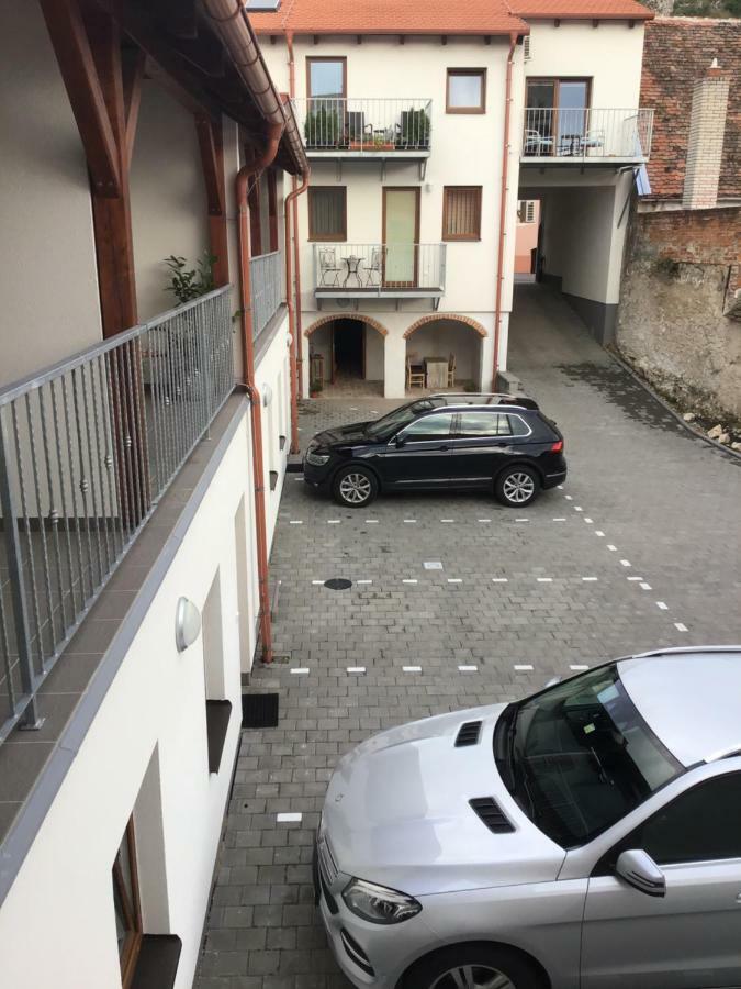 Apartmany Sebastian Mikulov Ngoại thất bức ảnh