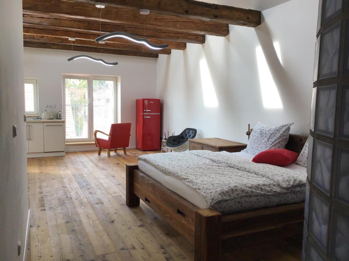 Apartmany Sebastian Mikulov Ngoại thất bức ảnh